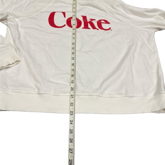 Coca-cola coke crewneck sweatshirt size small graphic print layering cozy - Picture 4 of 5